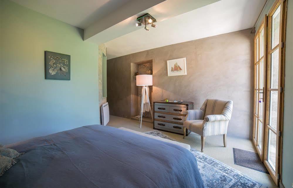 Les Dames De Nage Bed and Breakfast Grand-Champ Exteriör bild
