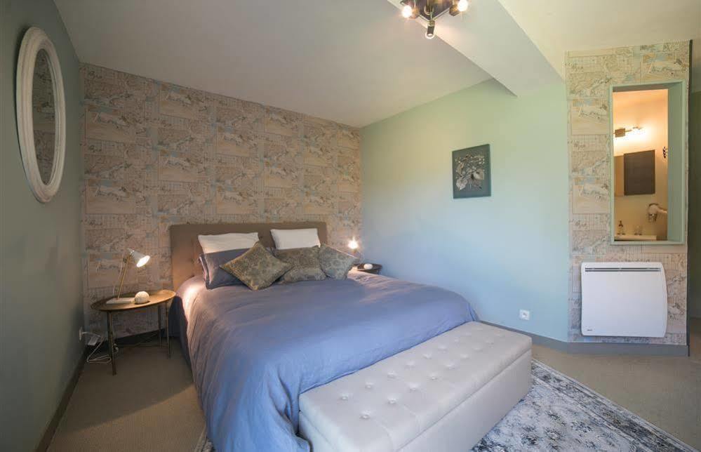 Les Dames De Nage Bed and Breakfast Grand-Champ Exteriör bild