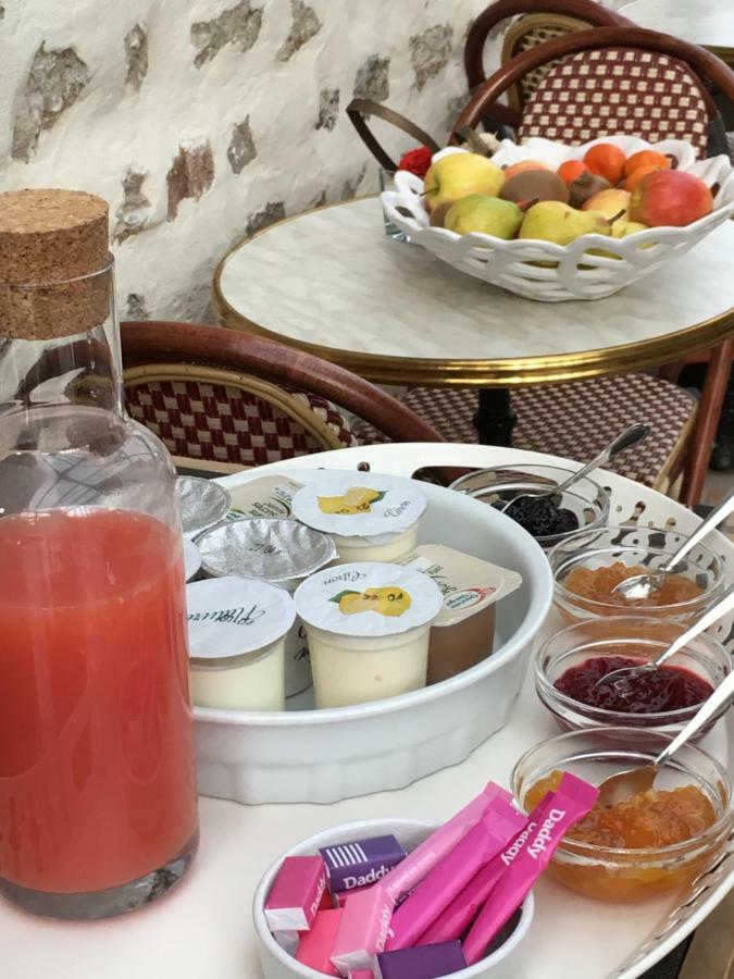 Les Dames De Nage Bed and Breakfast Grand-Champ Exteriör bild